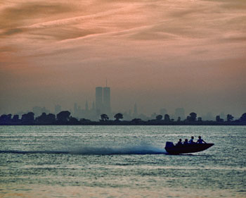 bzB20xMtrboatsstwintwrsLA